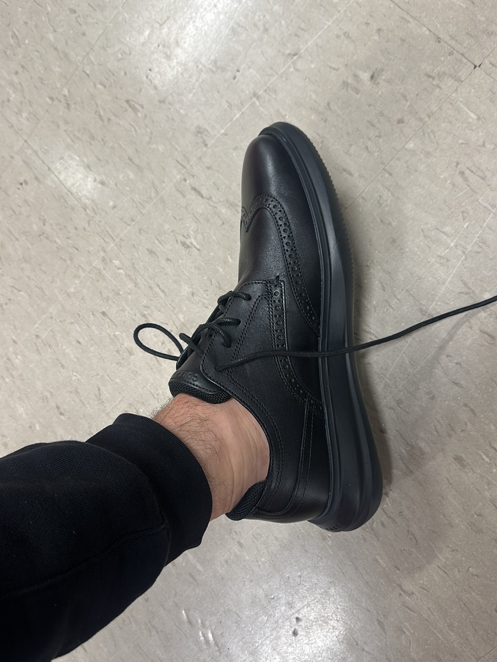 Men's Black Leather Wingtip Oxford Shoes